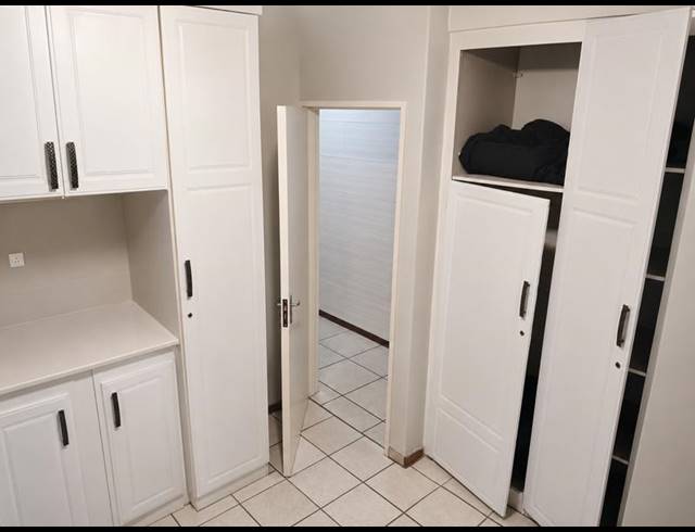 3 BEDROOM APARTMENT FOR SALE IN DIE HOEWES